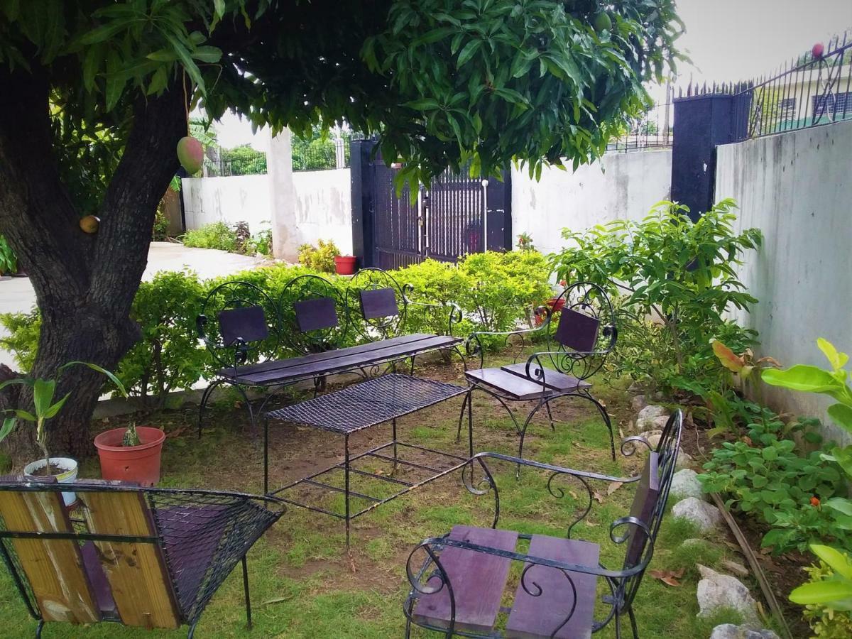 Yard Style Guest house