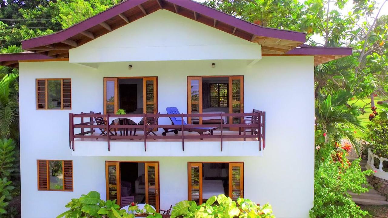 Hotel Wilks Bay *