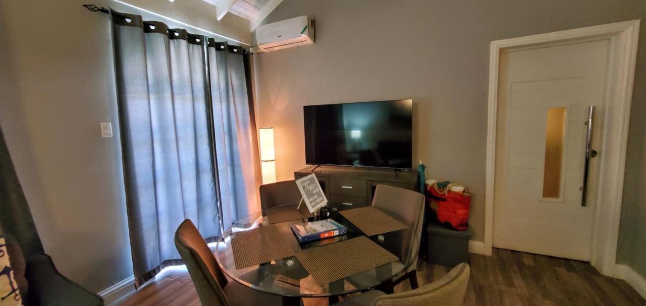 Oasis At Sandcastles Adults Only Luxury King Suite Aparthotel
