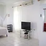 Spacious Comfort