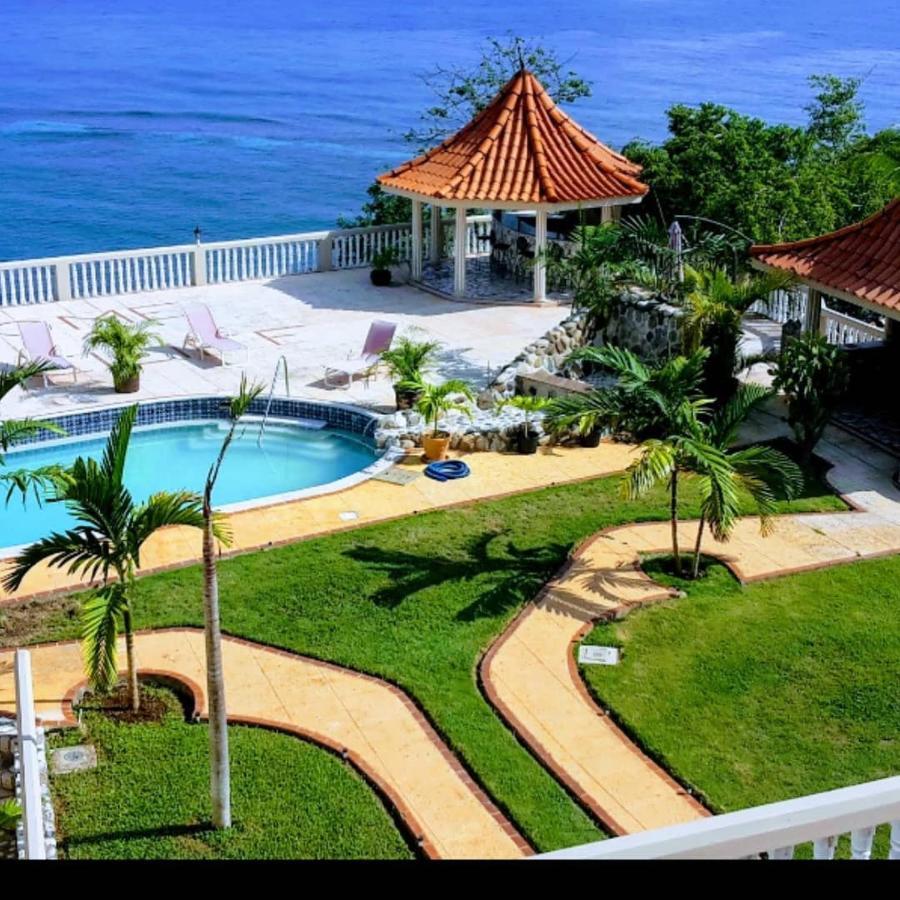 Guest house Rockcliff *