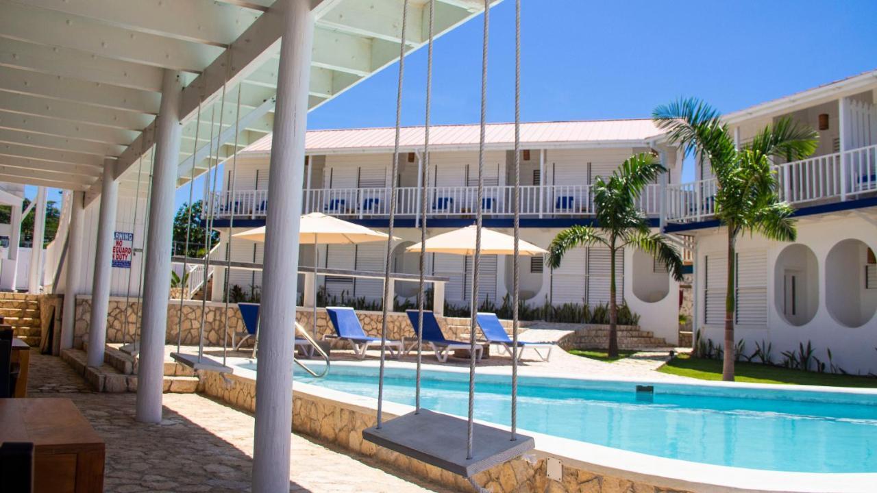 Begana Cliff * Negril