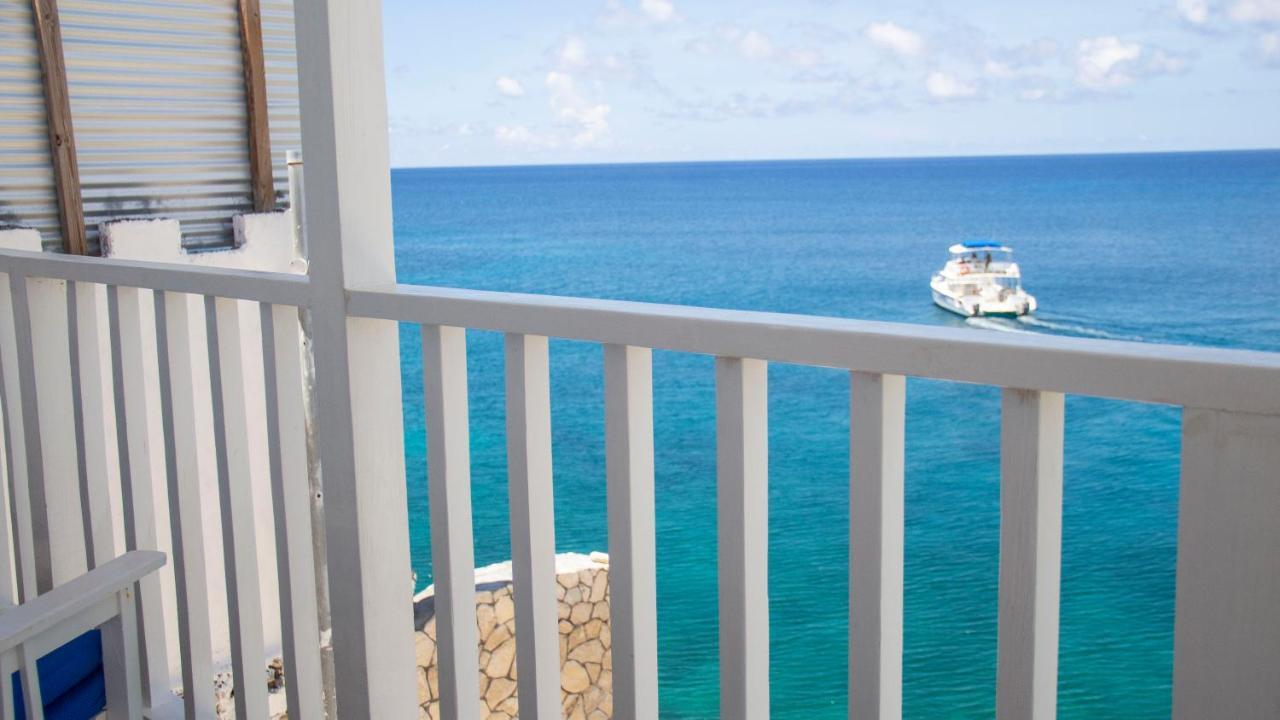Begana Cliff Hotel *