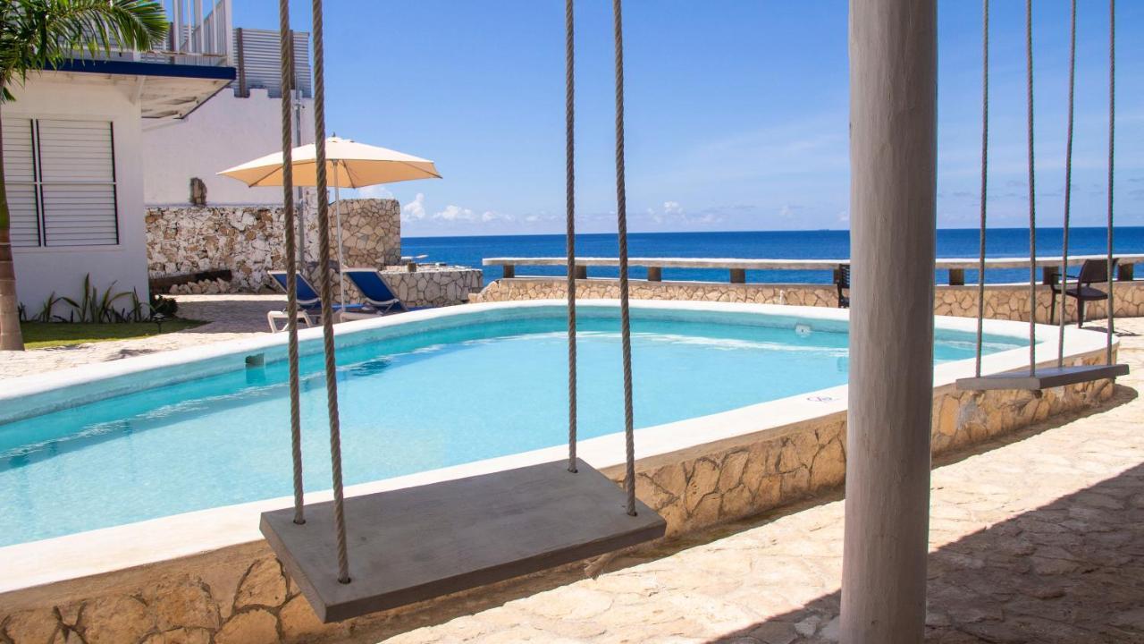 Begana Cliff * Negril