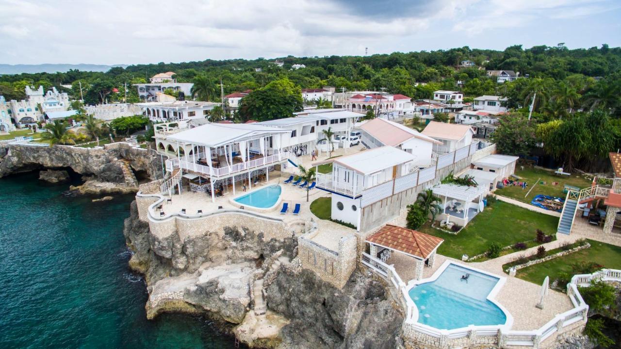Begana Cliff Hotel *