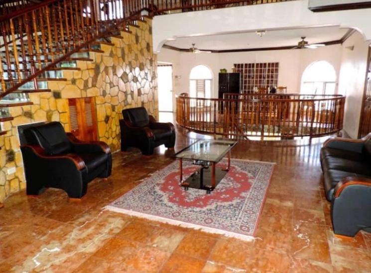 Rockcliff Guest house *