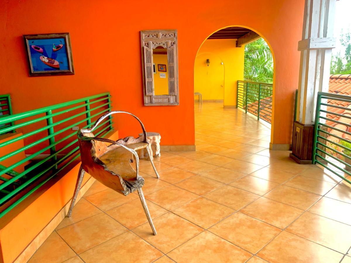 Hotel Altamont West 3*