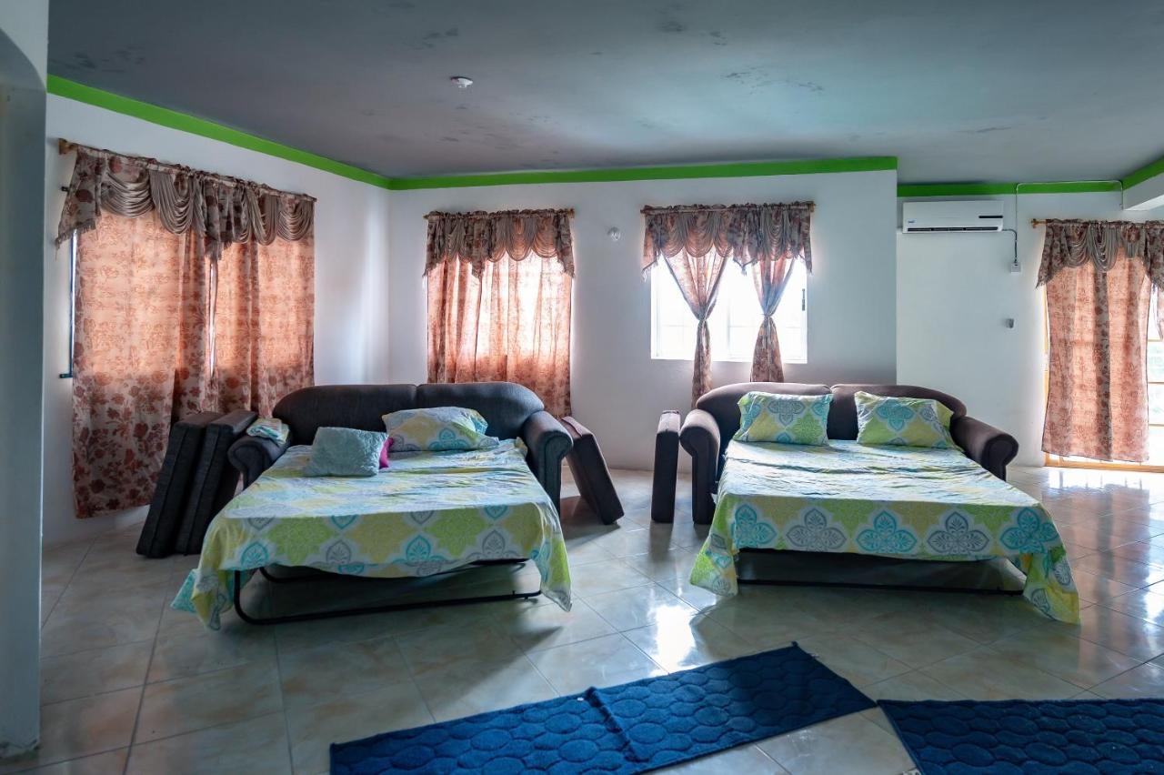 Burg Ann's Guest house *