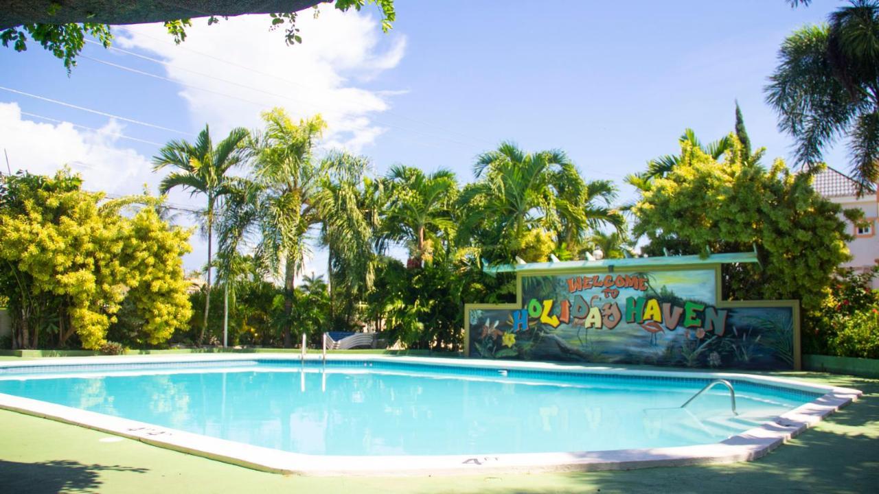 Holidays At Heaven Bed & Breakfast