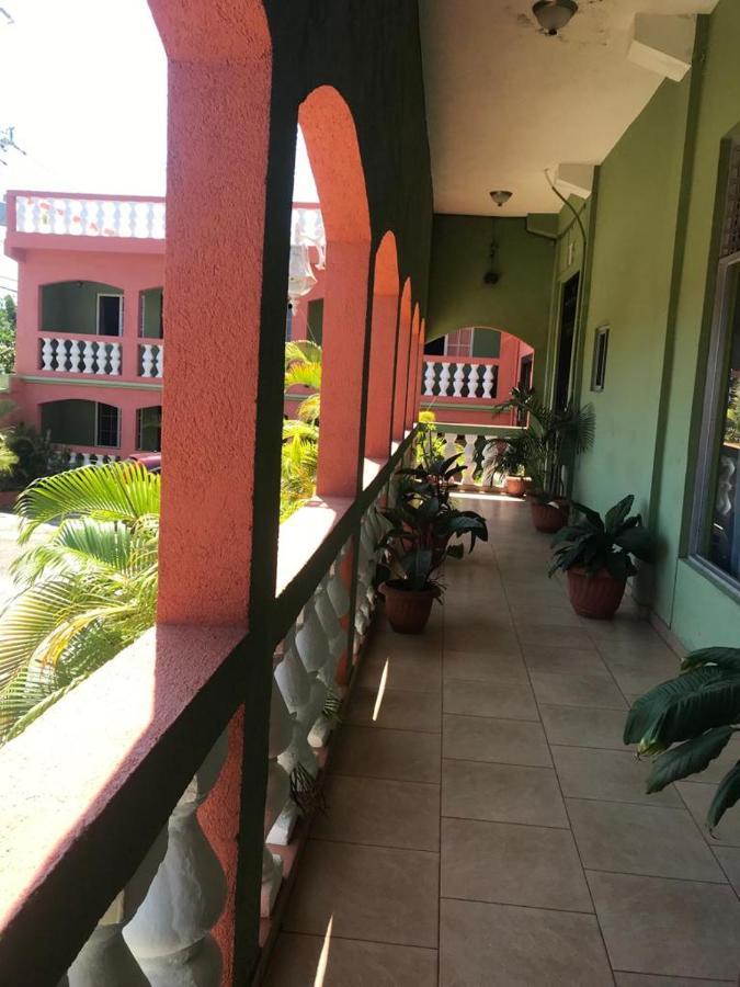 Hotel Citadel Rosehall