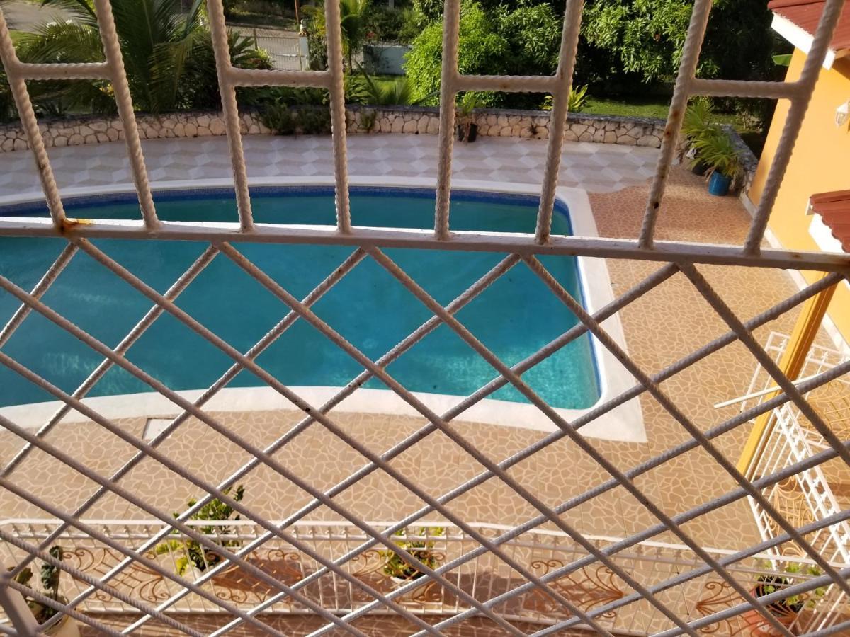 Guest house Chaudhry House Montego Bays- 2nd Floor