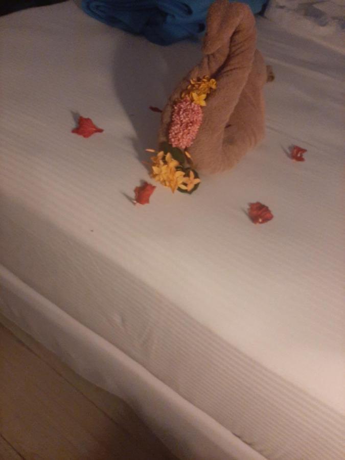 Happy And Comfortable Guest house