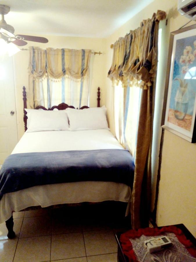 Happy And Comfortable Guest house