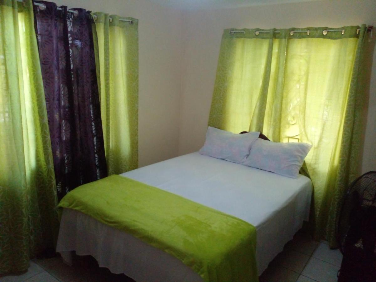 Happy And Comfortable Guest house