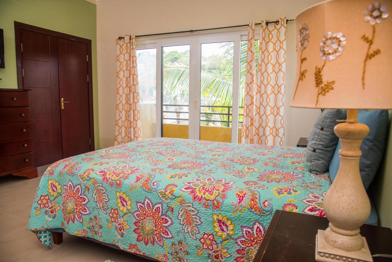 Maribella@crystal Cove Ocho Rios Apartamento