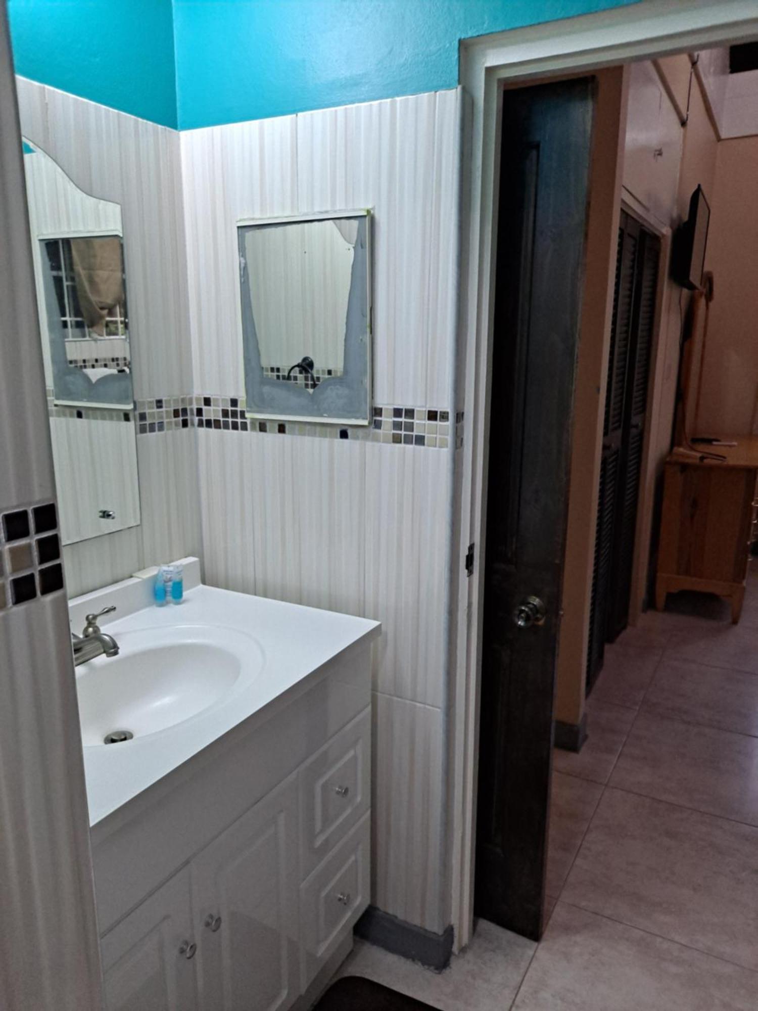 Guest house Chaudhry House Montego Bays- 2nd Floor Montego Bay