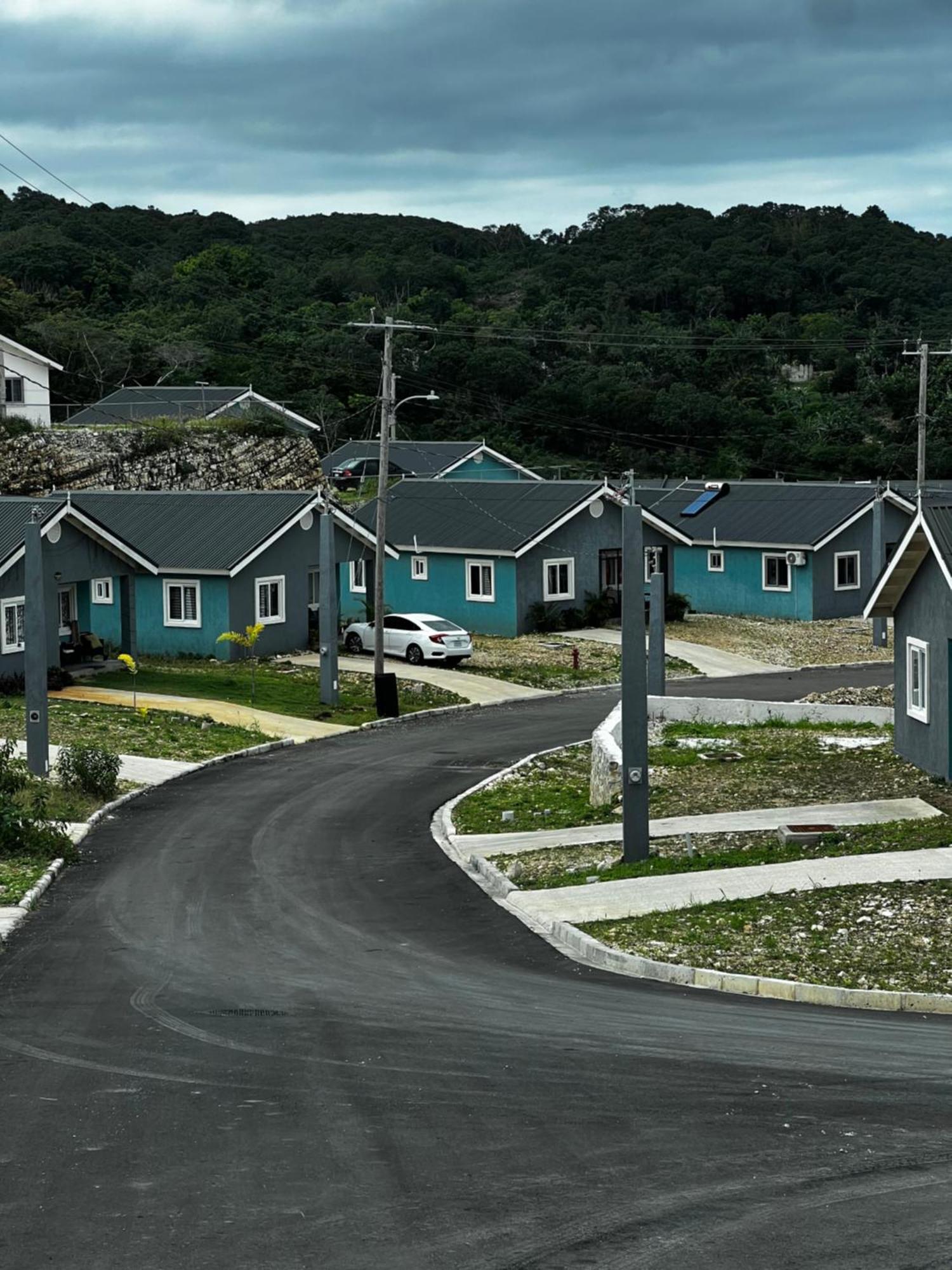 Sky View @ Edmund Ridge Estate *