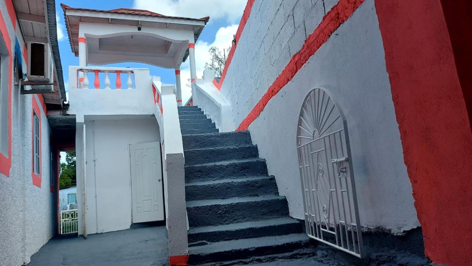 Guest house In St Thomas Jamaica Clifton
