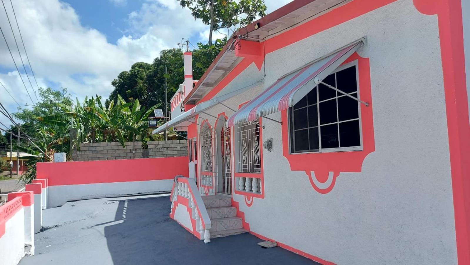 In St Thomas Jamaica Guest house Clifton