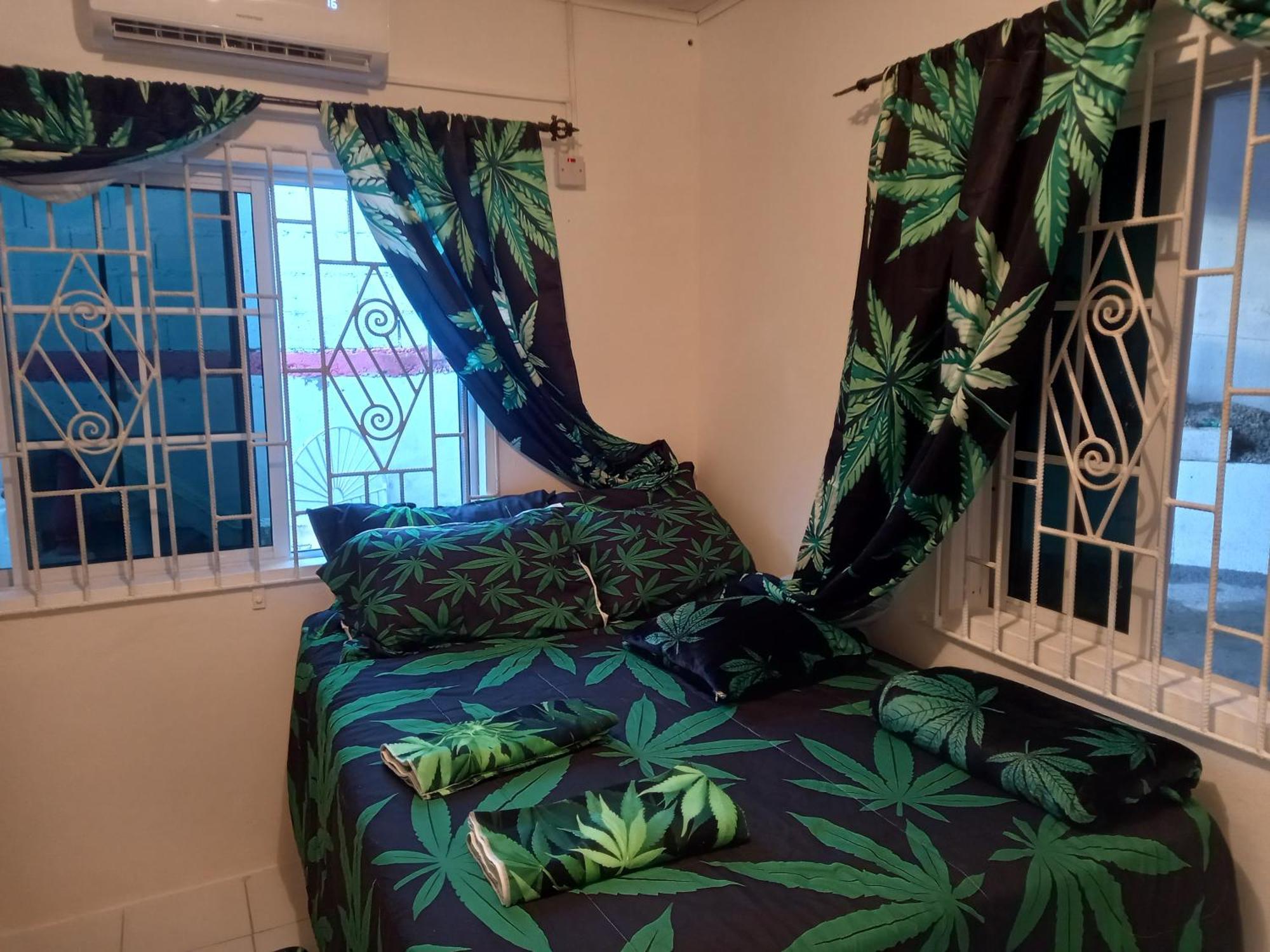 In St Thomas Jamaica Clifton