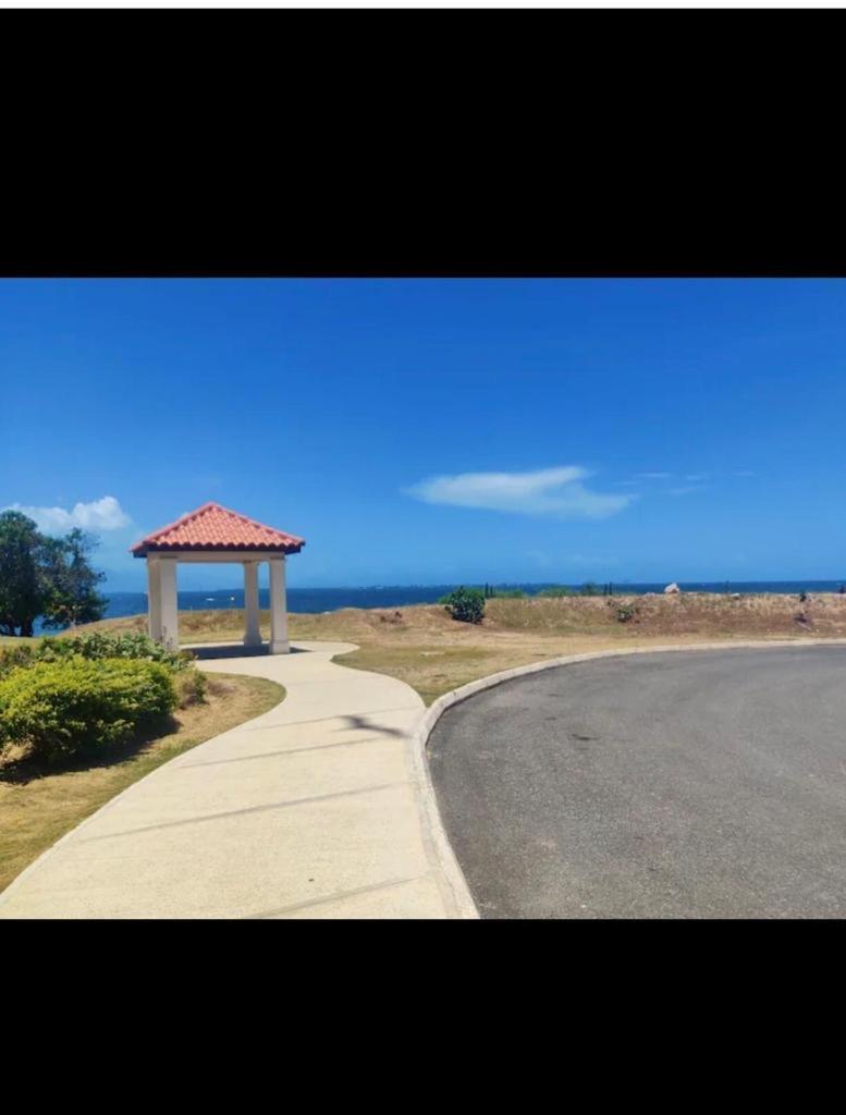 Aparthotel Lisa Ocean Front Portmore