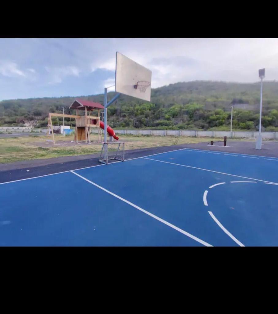 Lisa Ocean Front Aparthotel Portmore