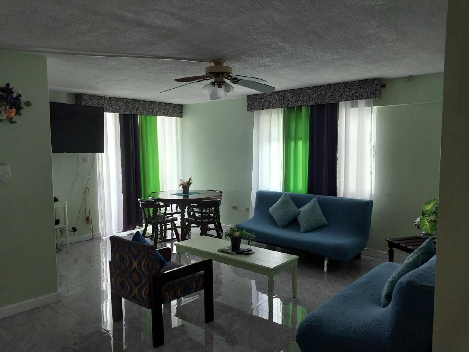 Beach-side At Turtle Towers Apartment *