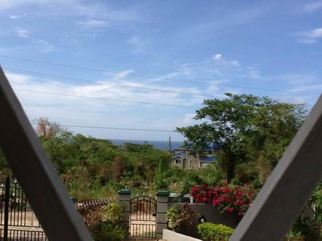 Edens Gate Bed & Breakfast Runaway Bay