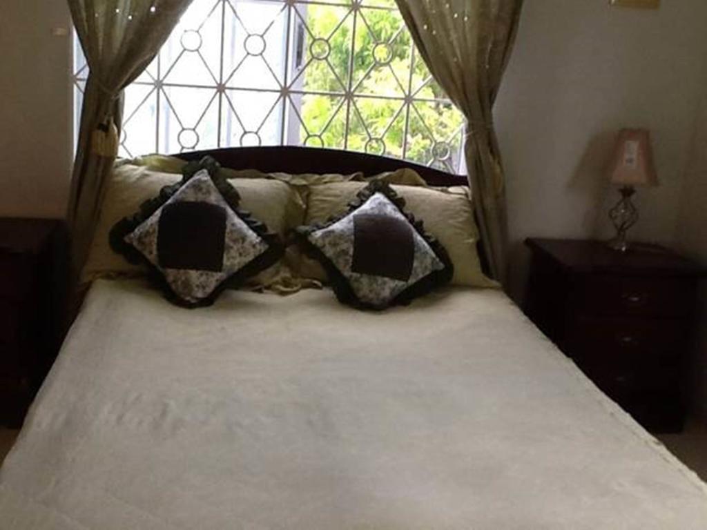 Bed & Breakfast Edens Gate 5*
