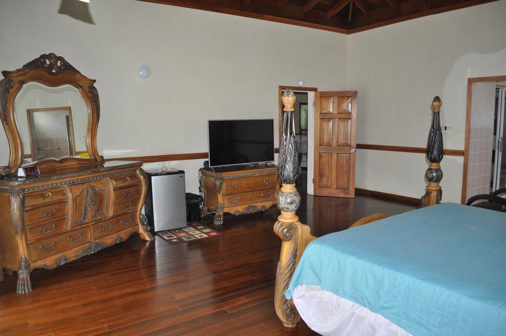 Steel 3* Montego Bay
