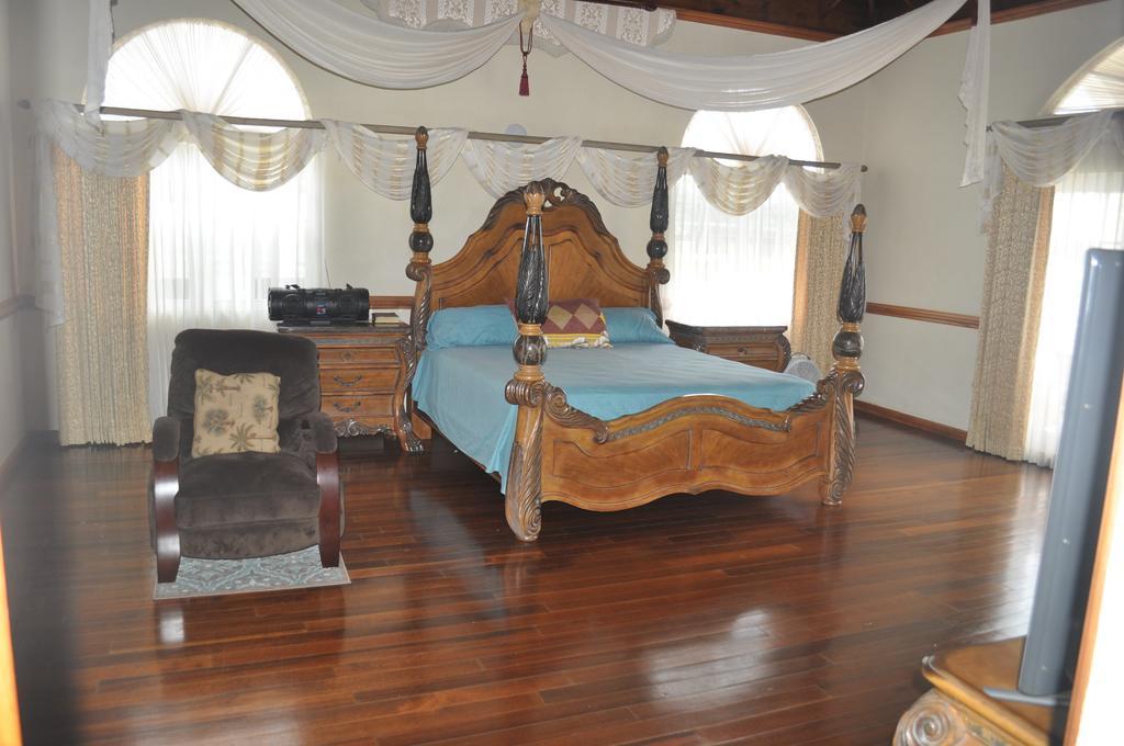 Steel 3* Montego Bay