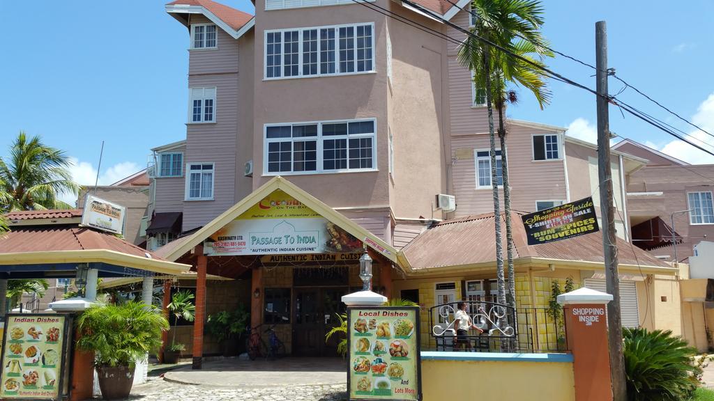 Aparthotel Fisherman's Point Beach-front Condomania