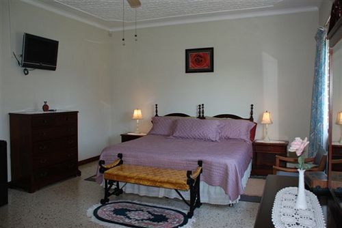 Hotel Cindy Runaway Bay