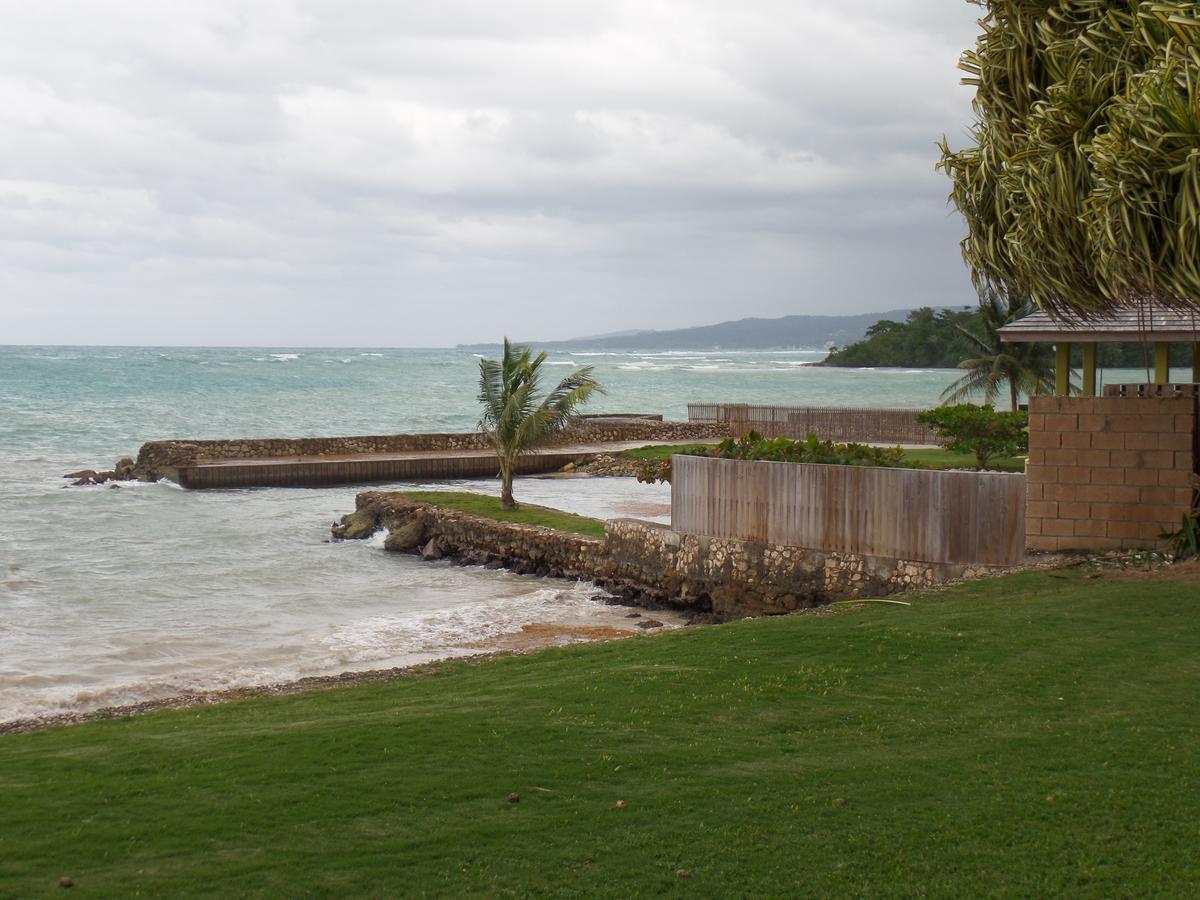 Miramar Pousada *