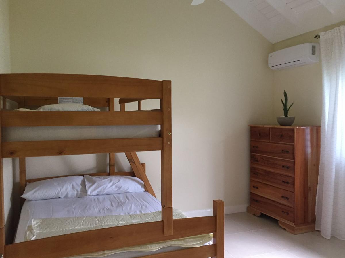 Villa - Heroes Villa, Ac, Security, Access To Pool, Playground & Private - Welcome Breakfast Basket *