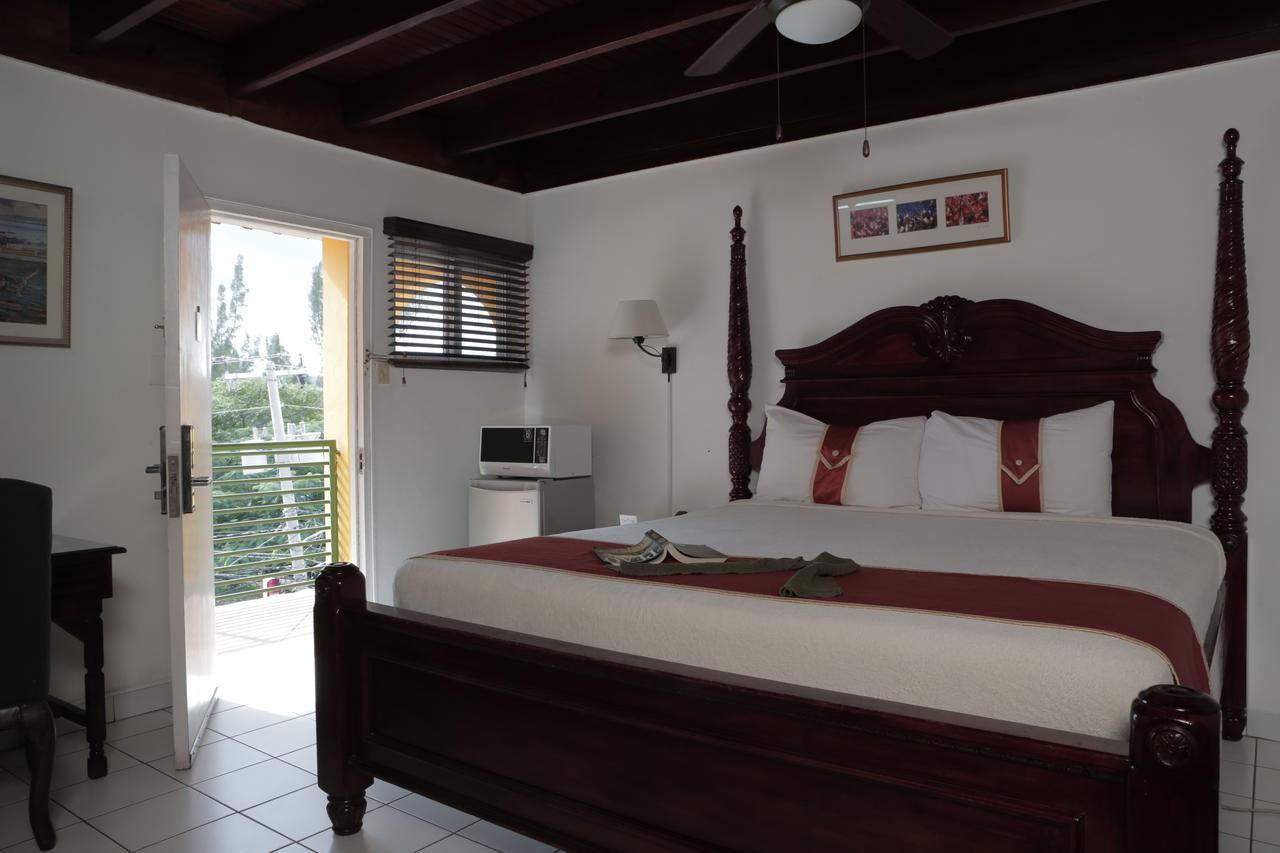Altamont West Hotel 3*