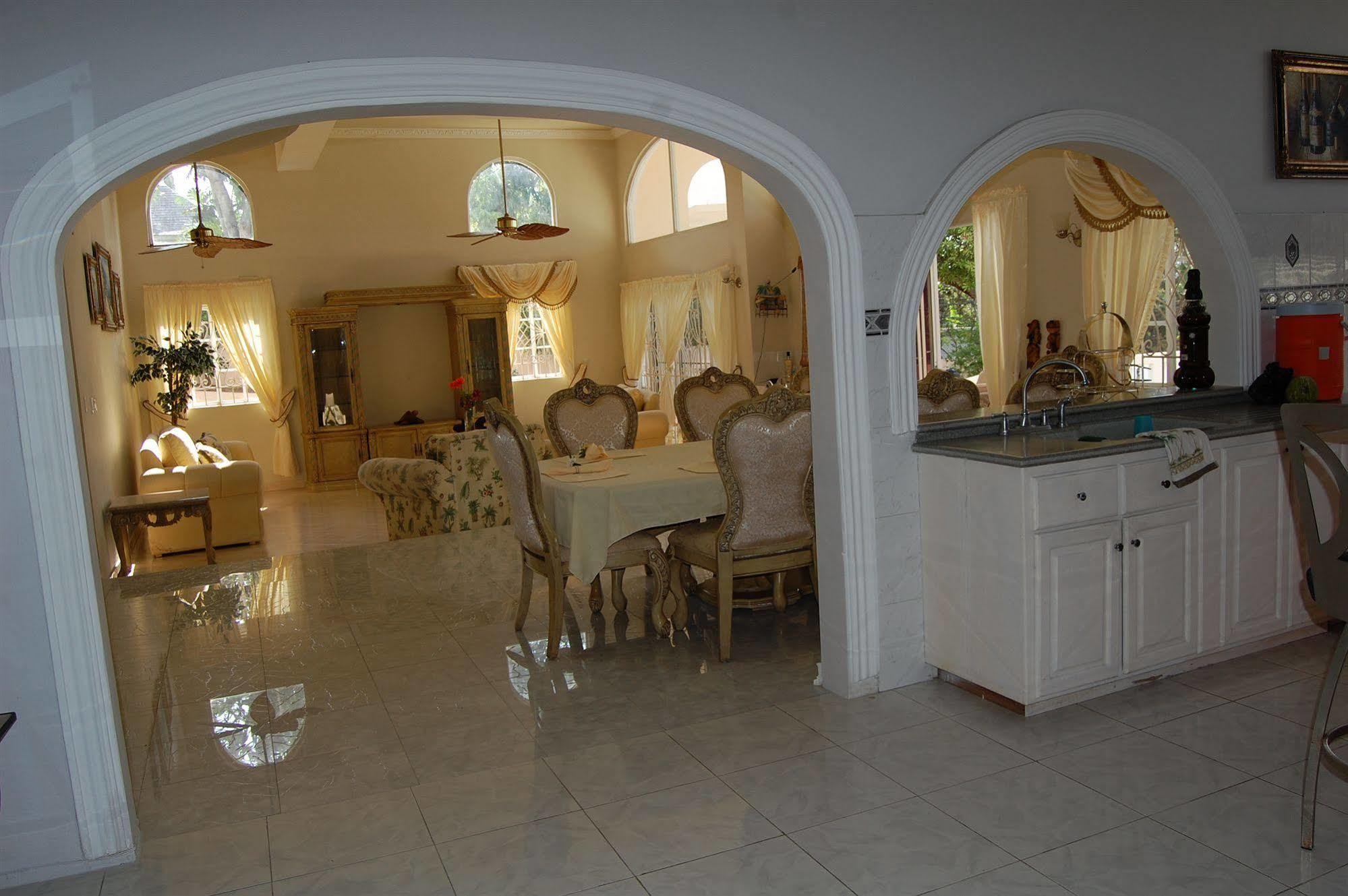 Guest house Celebrity Jamaica