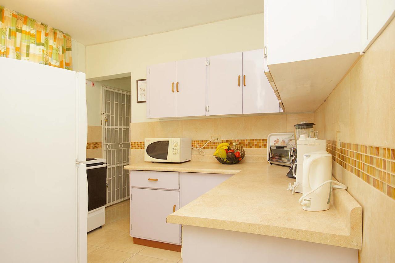 Kingston Cottage *
