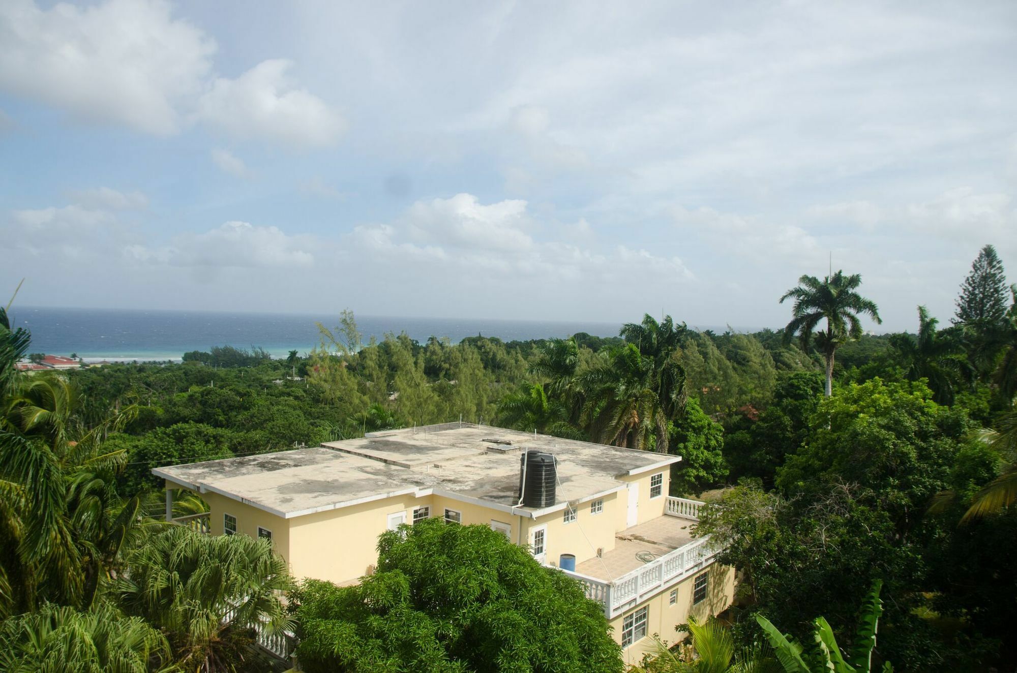 Ocean Crest Guest house Montego Bay